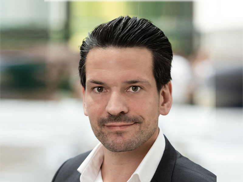 Cracking Complexity in Portfolio Management: How AI Reshapes Real Estate Decisioning